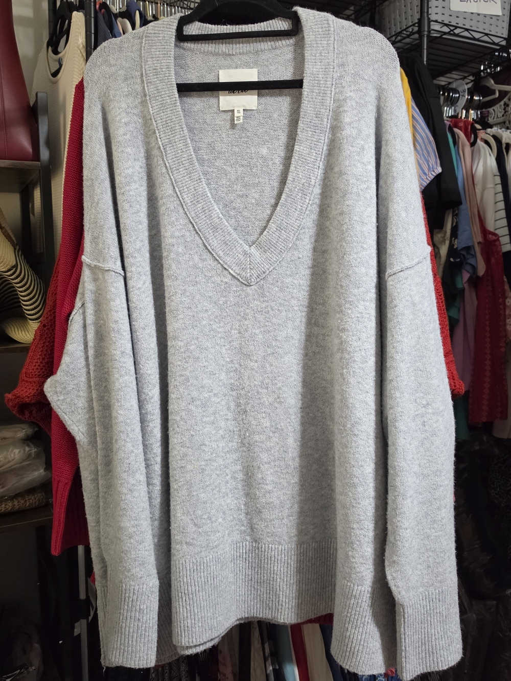 AERIE Super Soft Light Gray V-Neck Oversized Sweater